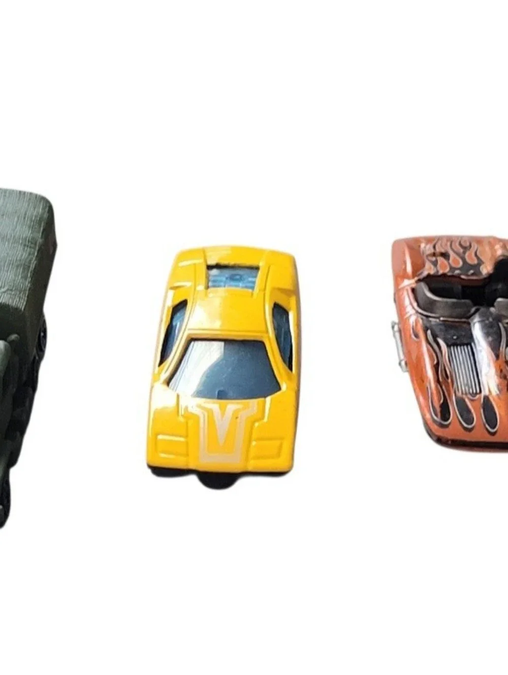 (Lot Of 3) Assorted Corvette Stingray /Datsun 126X/ Military Truck Die-Cast 1:64